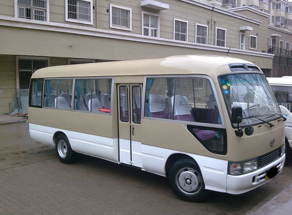 中巴租賃車型
