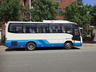 企業(yè)員工福利-班車租賃