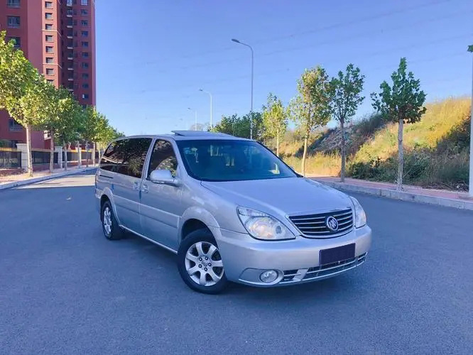 別克商務(wù)租車-GL8陸尊